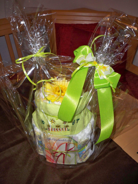 Babygeschenk- Windeltorte - Baby und Kind - Hof