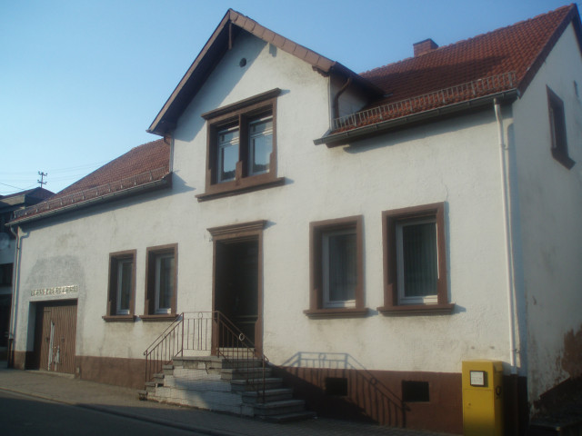 Historienträchtiges Bauernhaus an Liebhaber zu verkaufen - Immobilien - Bechhofen