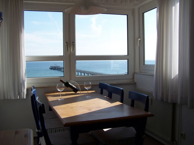 Ostsee-Ferienwohnung Ostseeperle mit WLAN, direktem Meerblick und Kamin - Urlaub Reise - Schönberger Strand