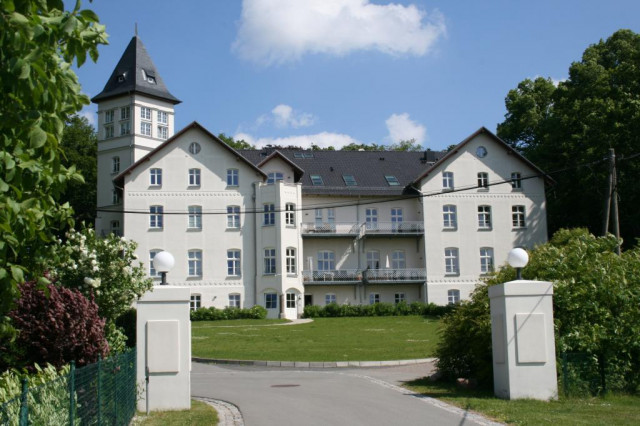 Schlossferienwohnung nahe der Ostsee - Urlaub Reise - Bastorf
