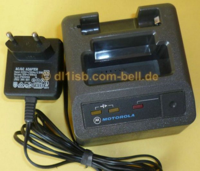 Motorola BMD Ladestation GLN6477A - Hobby Spiele - Karlsruhe