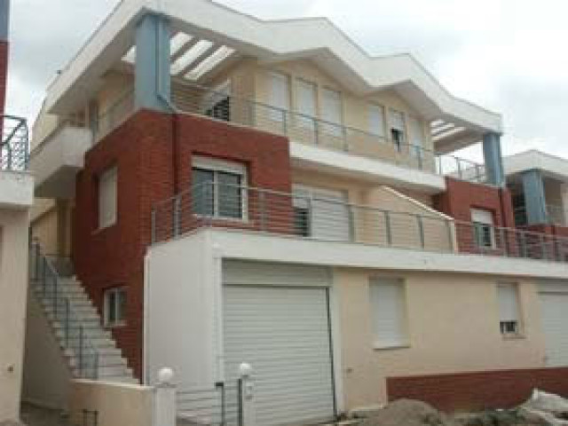 Reihenhaus nahe der Stadt Thessaloniki / Griechenland - Immobilien - Troisdorf
