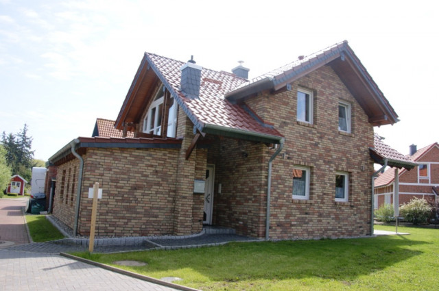 Strandnahes Ostsee-Ferienhaus Haus am Meer mit überdachter Terrasse - Urlaub Reise - Schönberg-Brasilien