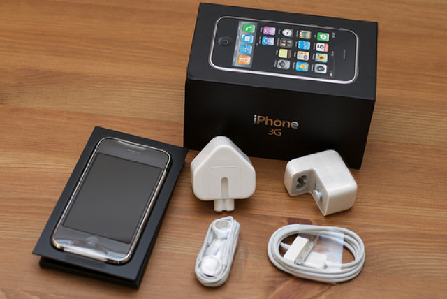 Apple iPhone 3G S 32GB / 64GB Apple Tablet IPAD - Tv Hifi Video Audio - berlin