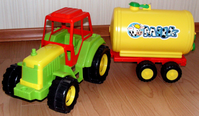 Kinderspielzeug TRAKTOR - Baby und Kind - Osnabrück