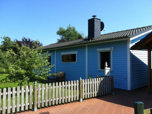 Ostsee-Ferienhaus Ostsee-Kapriole mit Wintergarten und Kamin - Urlaub Reise - Hohenfelde